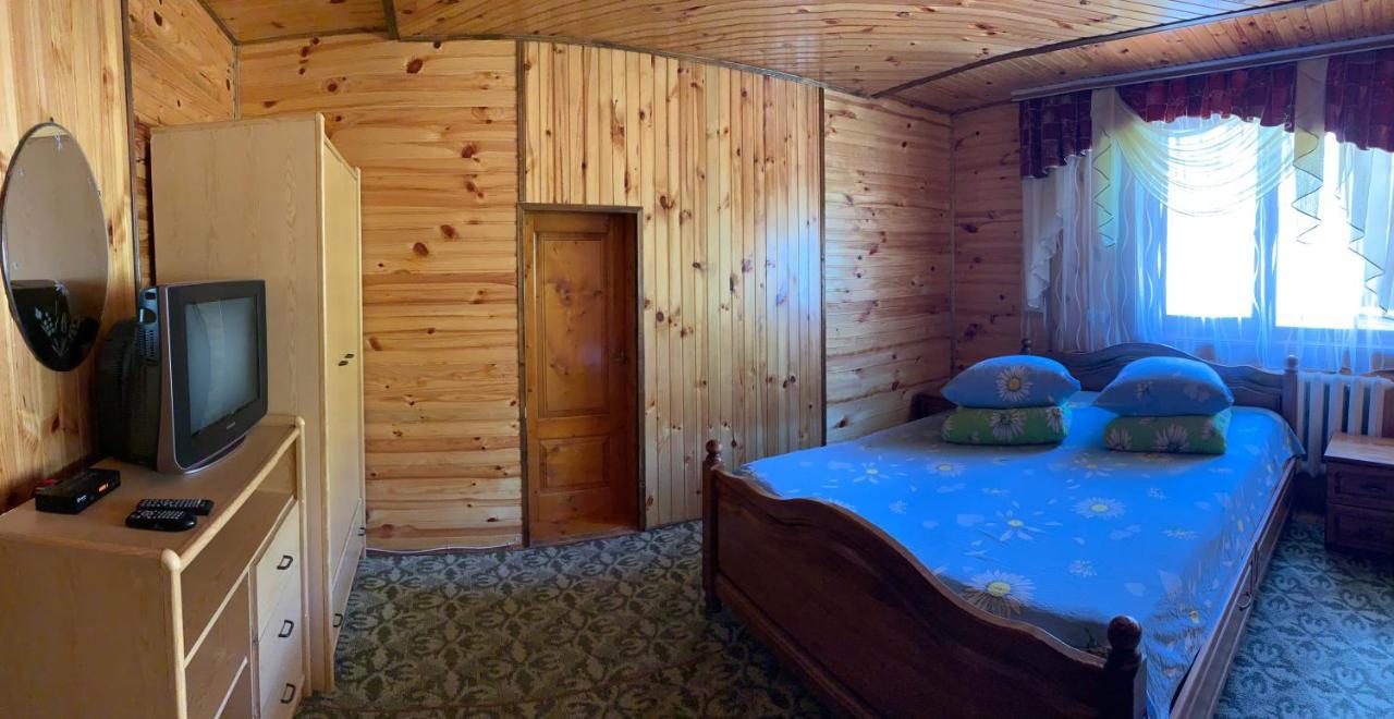 Guest House Viktoria Γιαρέμτσε Εξωτερικό φωτογραφία
